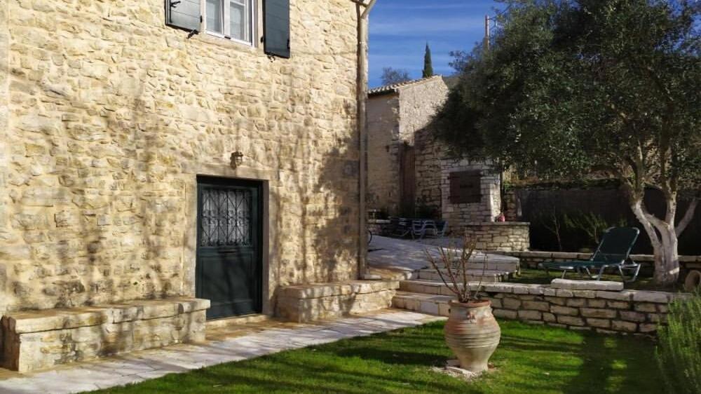 The Merchants House Peritheia Exterior photo